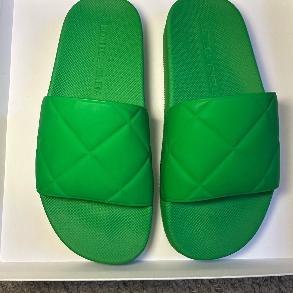 Bottega Veneta Emerald Green Quilted Slides